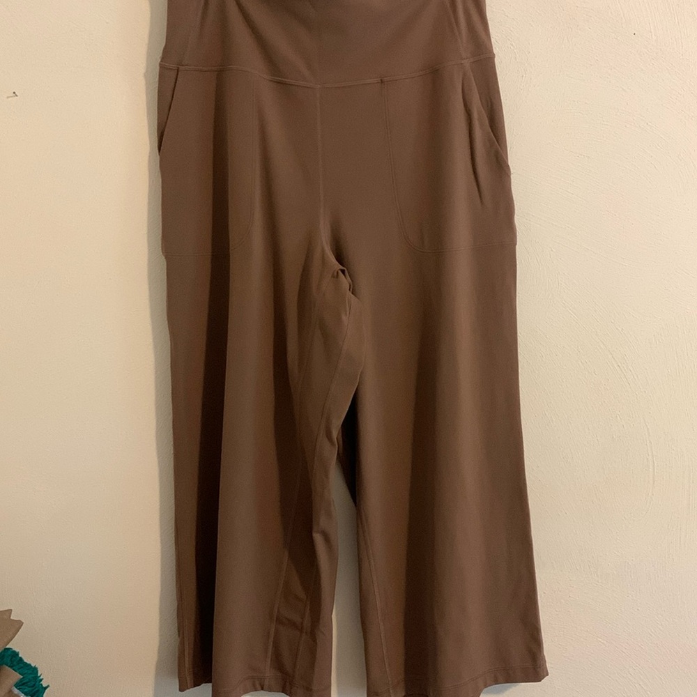 Lululemon Capri